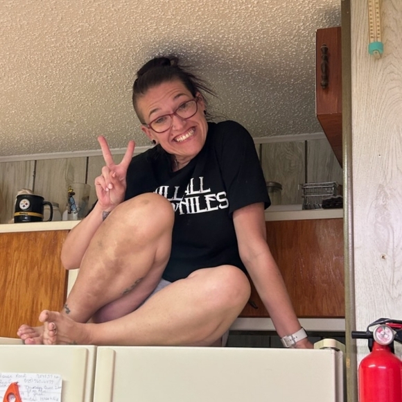 Meet your Posher, Lacy - Picture 1 of 1